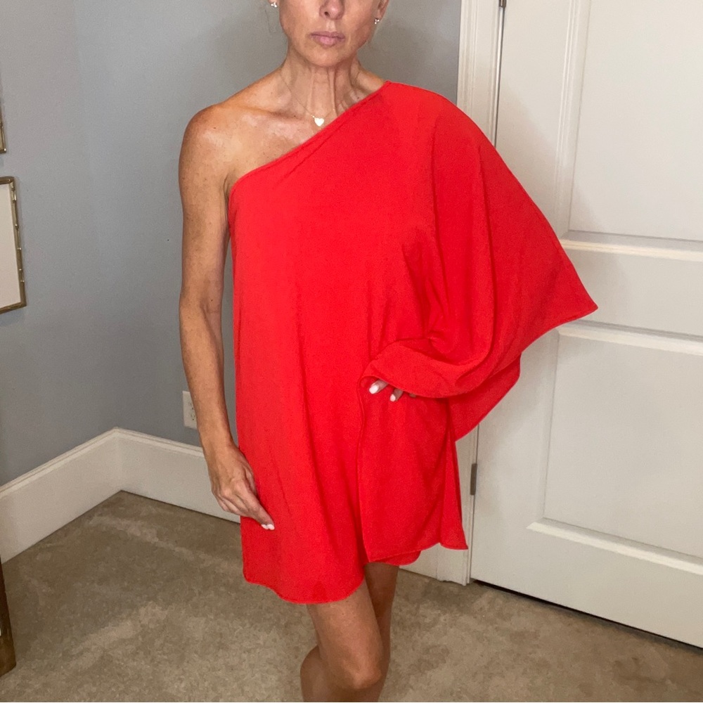 Vici red one should dress size small